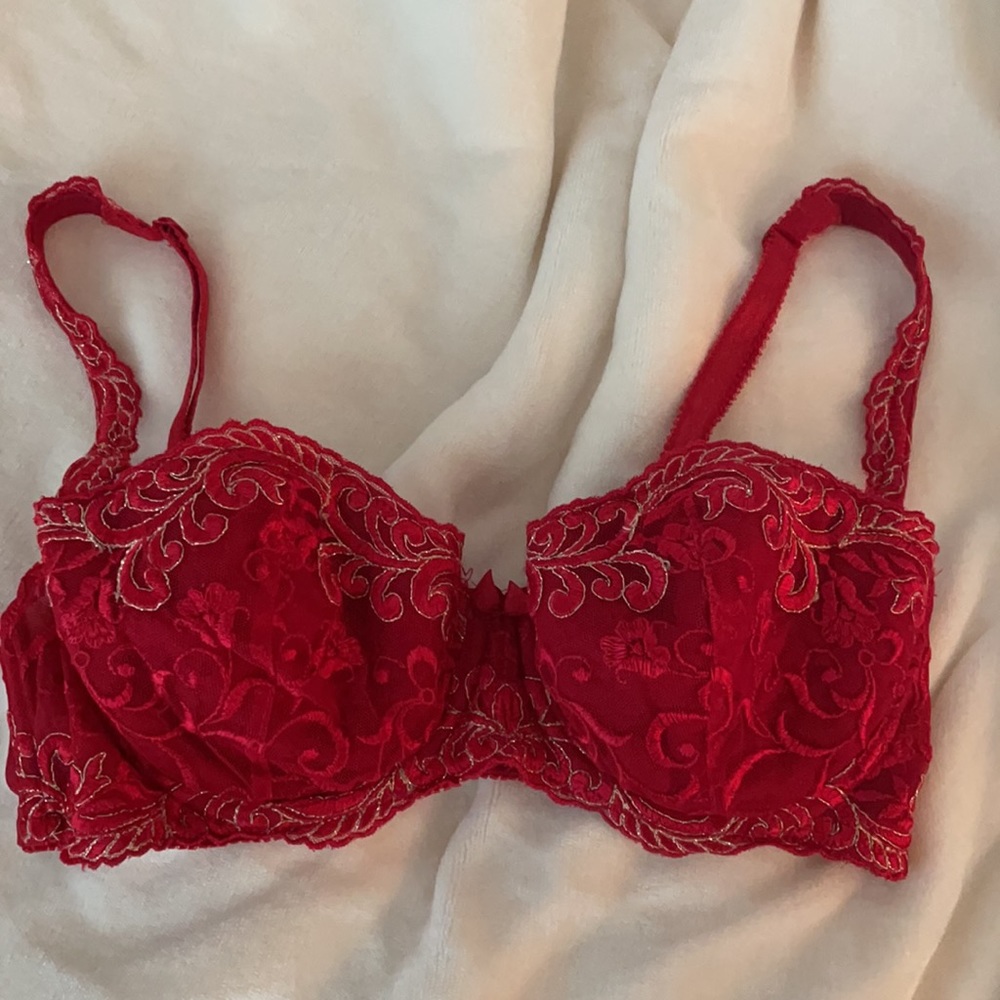(4 for $20) vintage bra/bralette